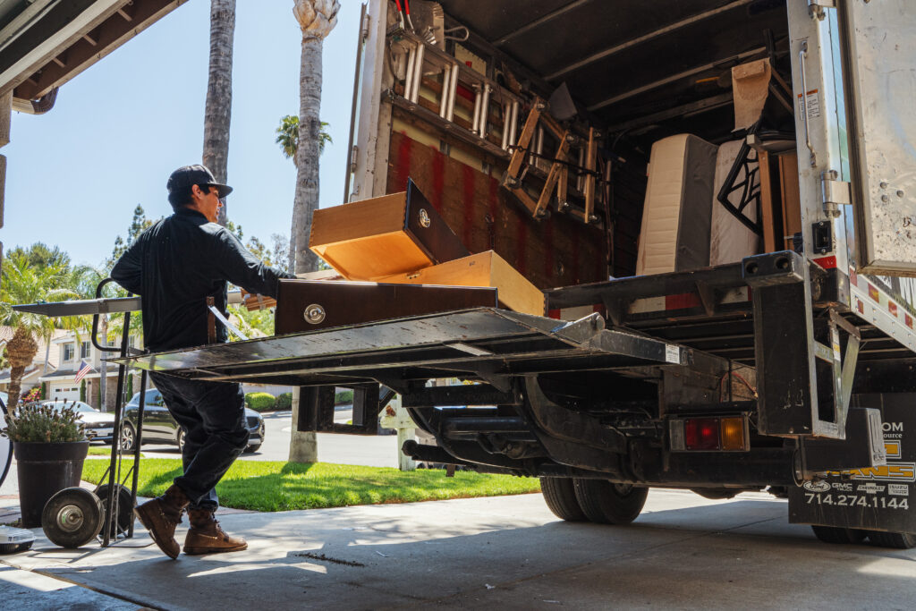 Junk Removal In Seal Beach